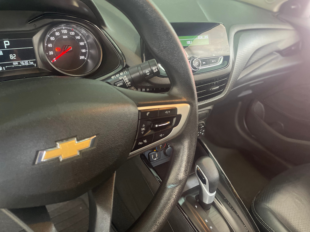 Chevrolet Onix Branco