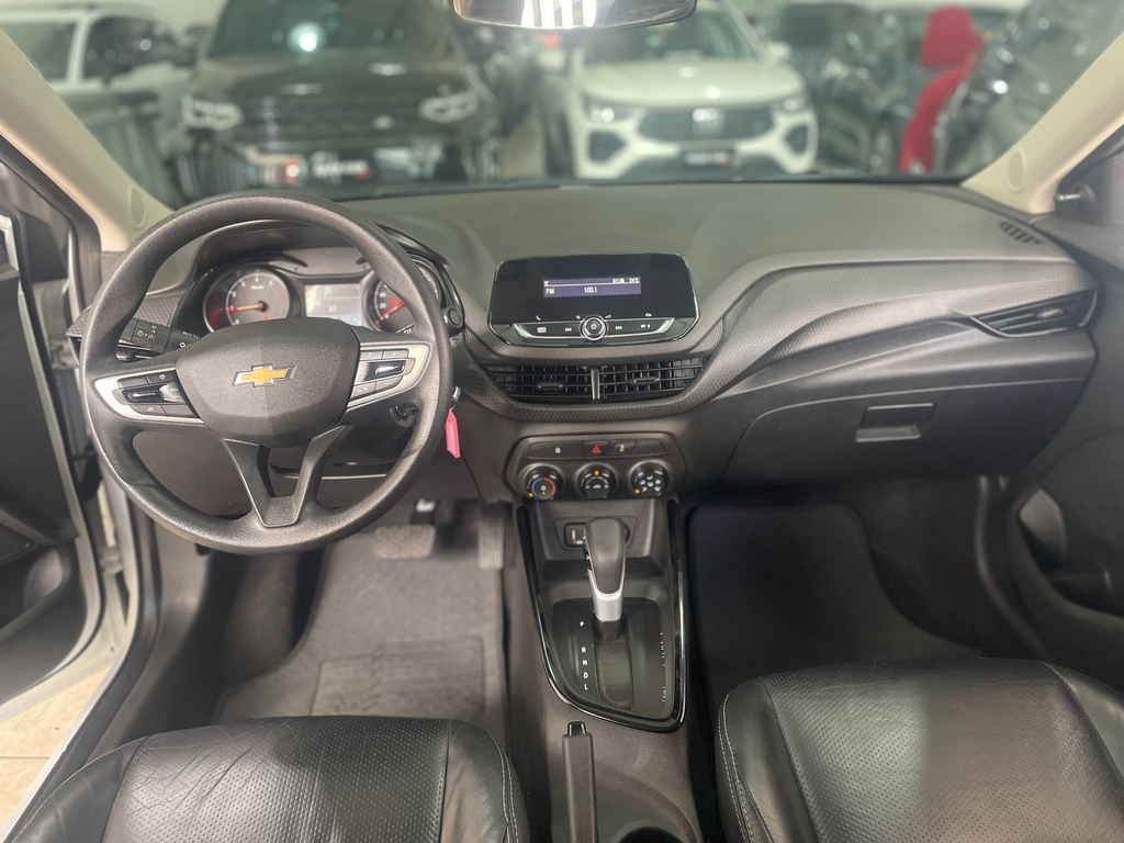 Chevrolet Onix Branco