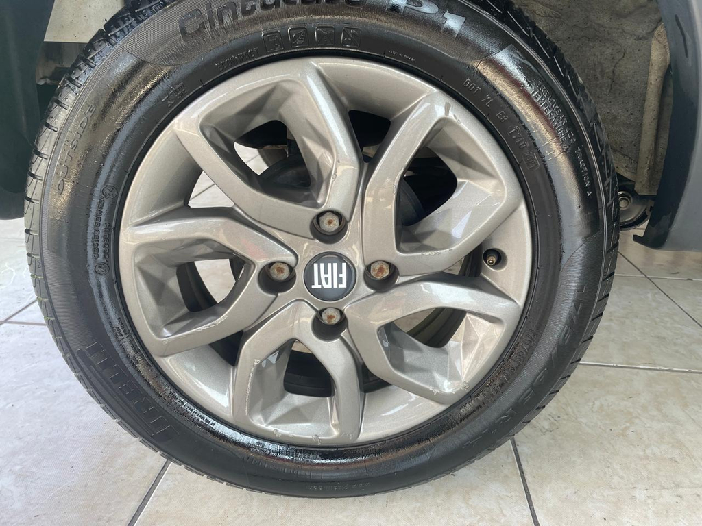Fiat Mobi Branco