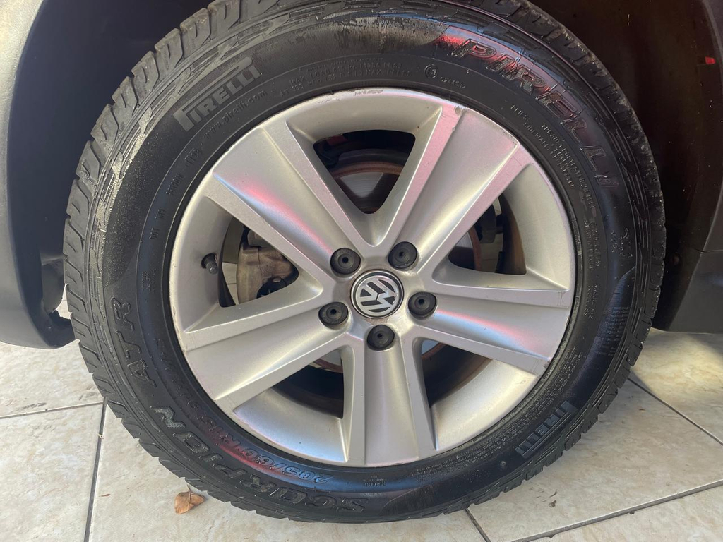 Volkswagen CrossFox Vermelho