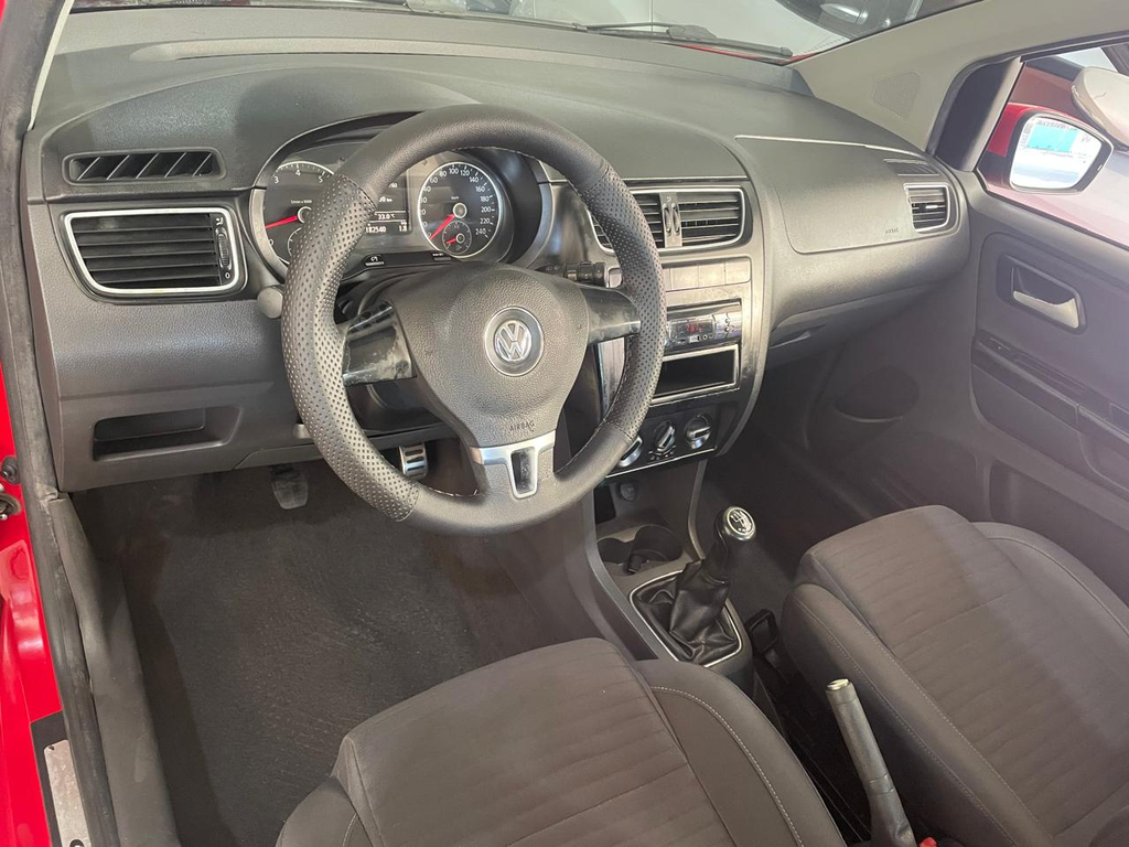 Volkswagen CrossFox Vermelho