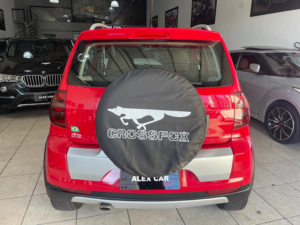 Volkswagen CrossFox Vermelho
