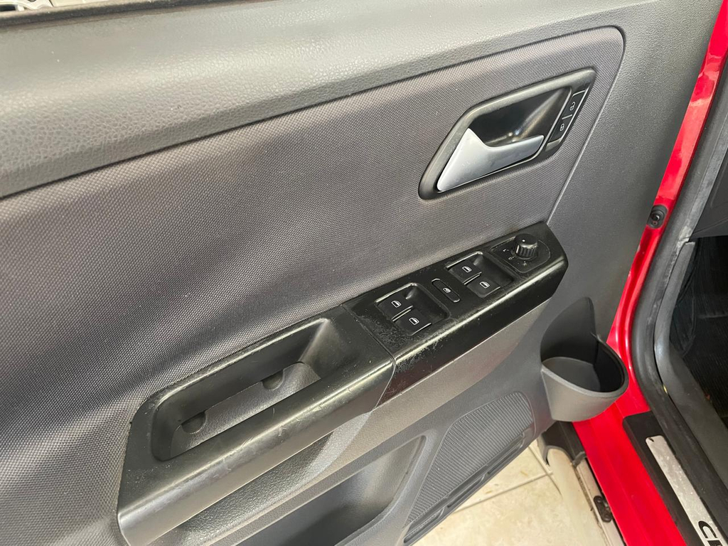 Volkswagen CrossFox Vermelho
