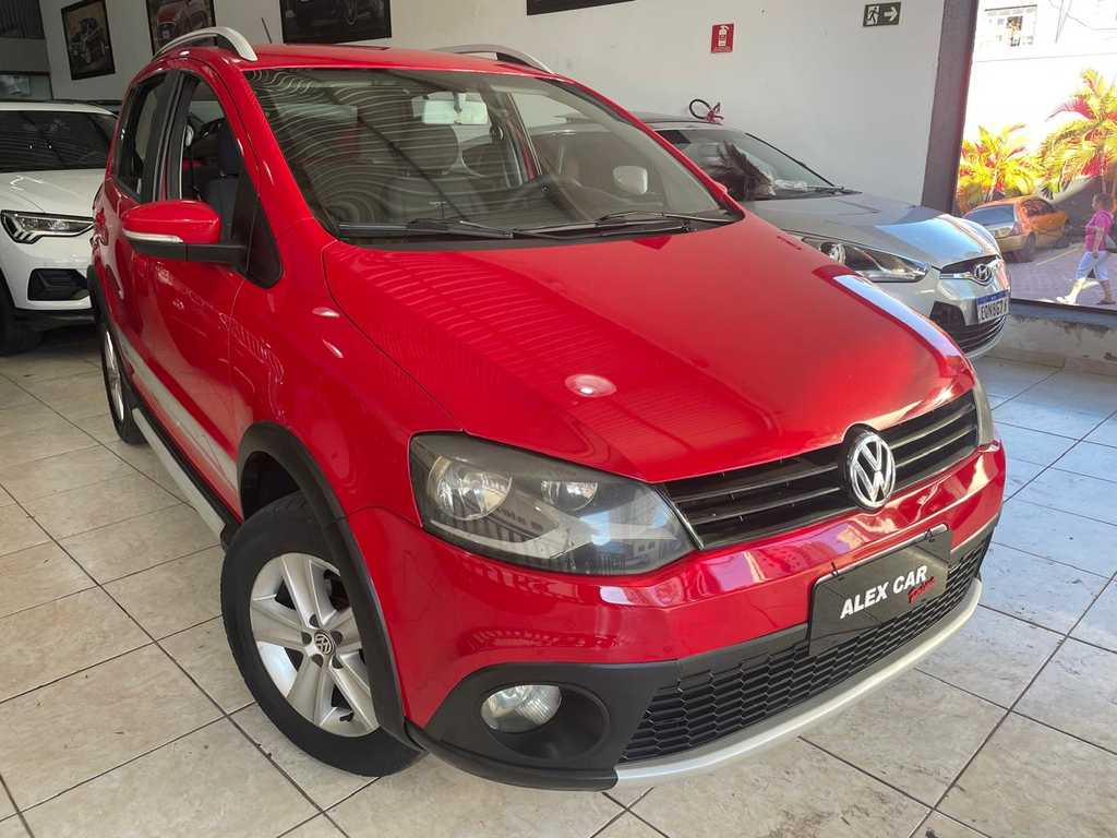 Volkswagen CrossFox Vermelho