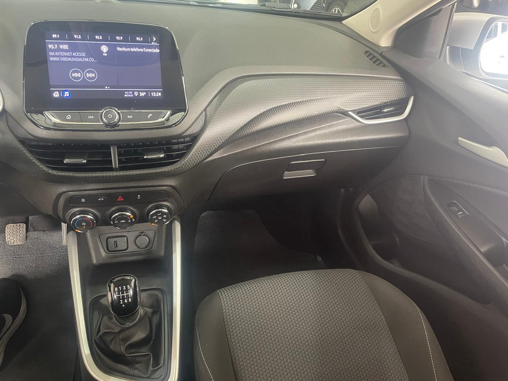Chevrolet Onix Prata