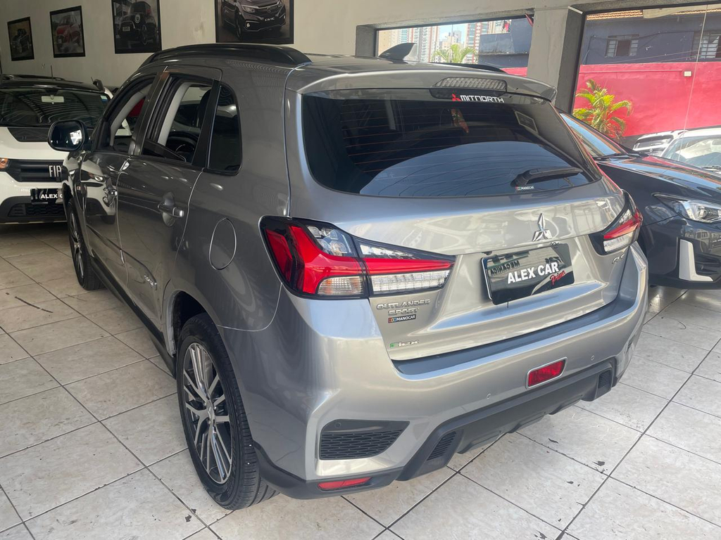 Mitsubishi Outlander Sport Prata