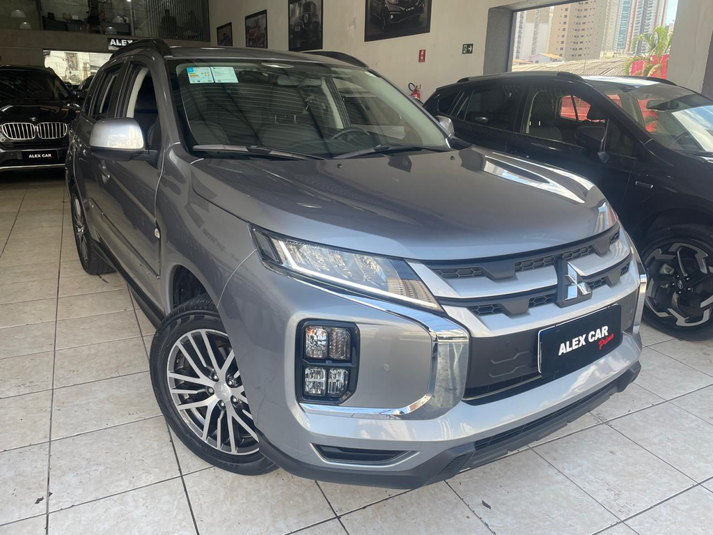 Mitsubishi Outlander Sport Prata