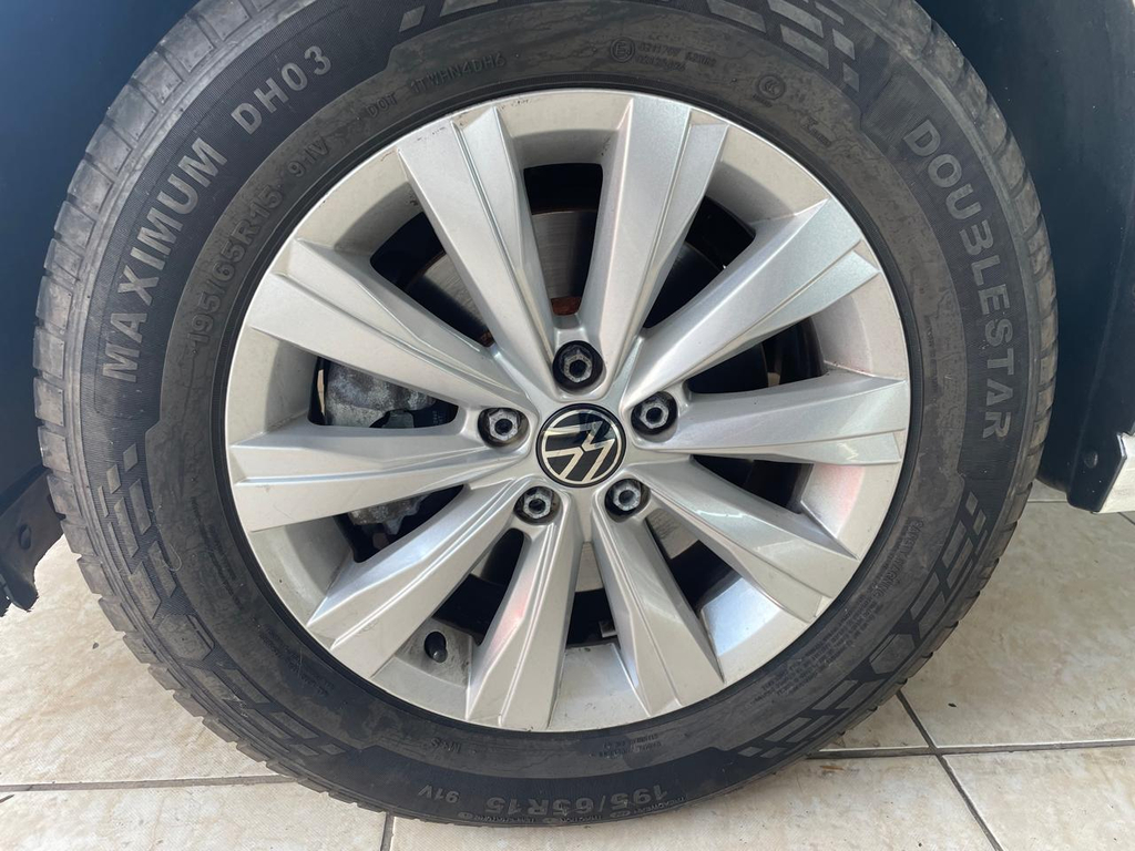 Volkswagen Virtus Branco