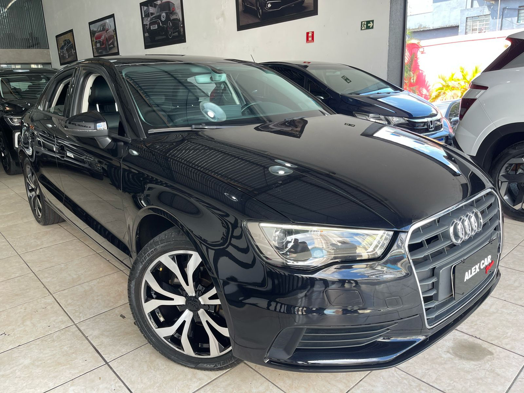 Audi A3 Sedan Preto