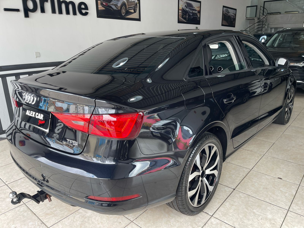 Audi A3 Sedan Preto