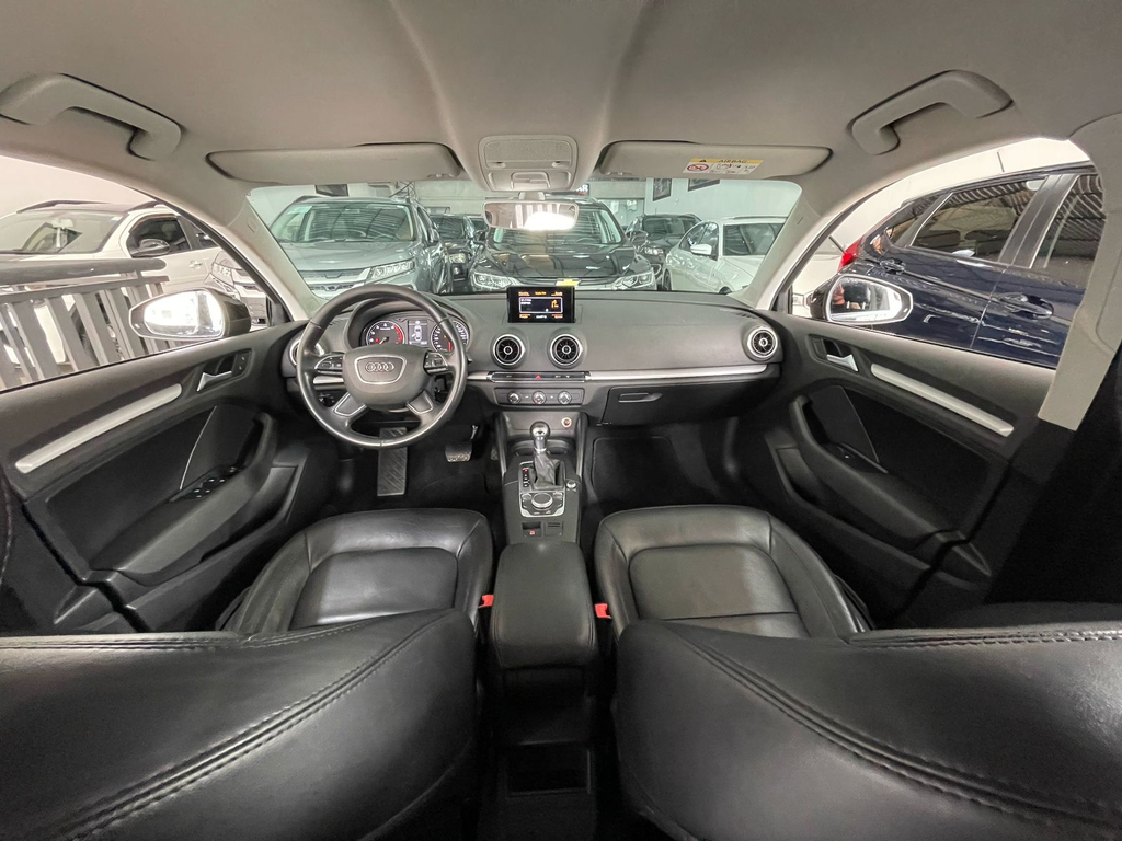 Audi A3 Sedan Preto