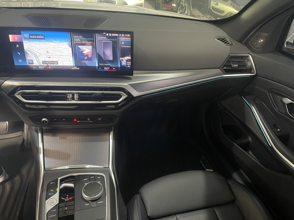 BMW 320i Branco