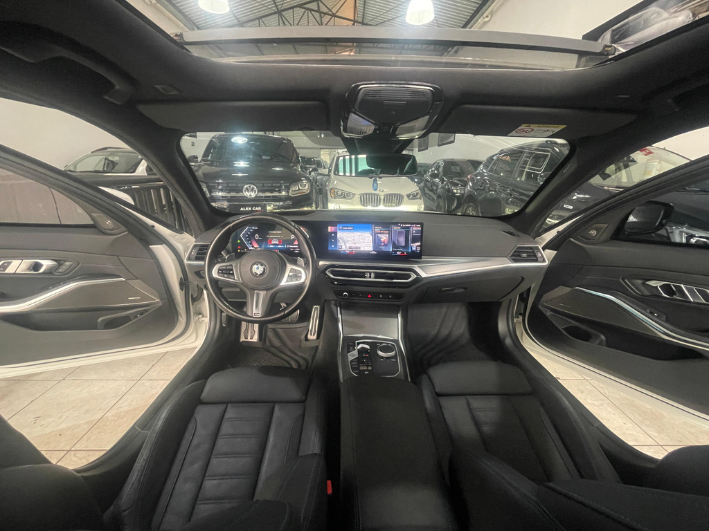 BMW 320i Branco