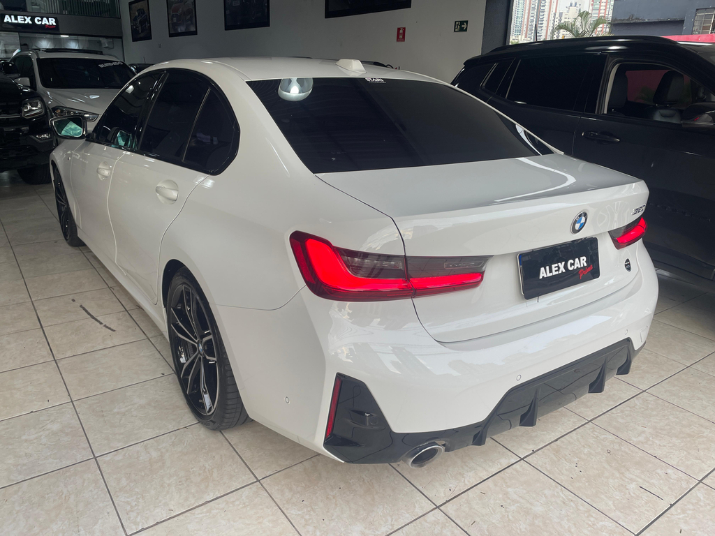 BMW 320i Branco