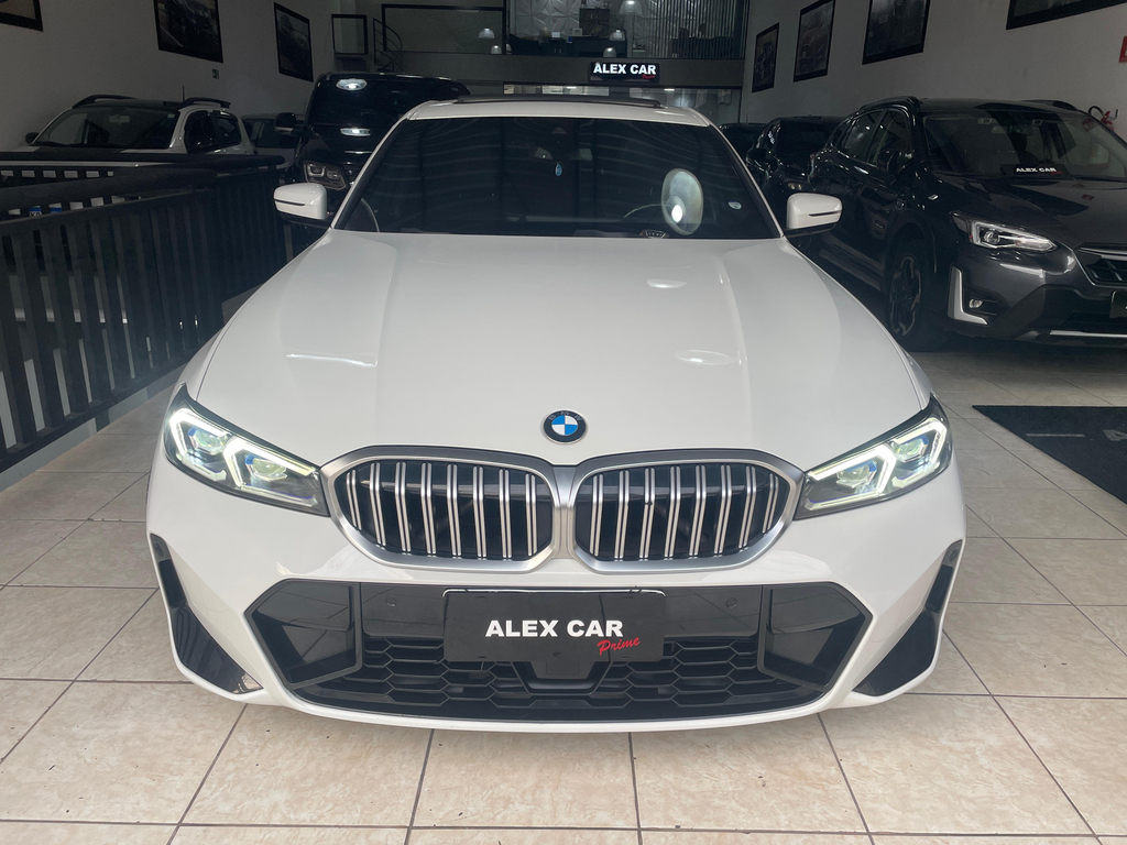 BMW 320i Branco