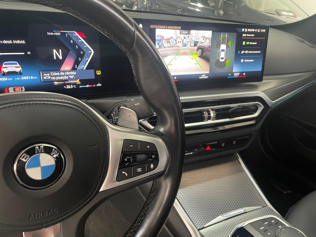 BMW 320i Branco