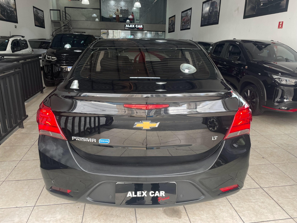 Chevrolet Prisma Preto