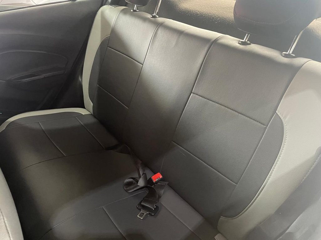 Chevrolet Prisma Preto