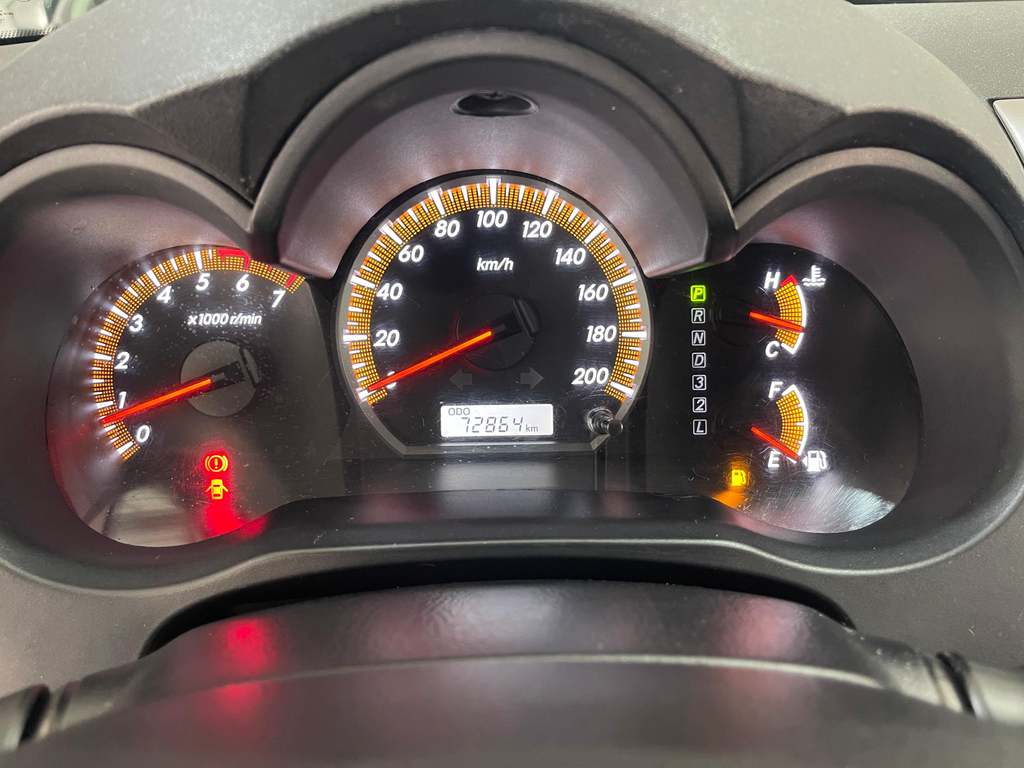 Toyota Hilux Cabine Dupla Preto