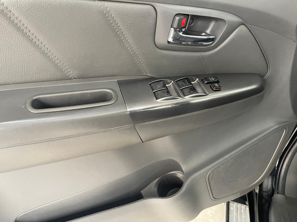 Toyota Hilux Cabine Dupla Preto
