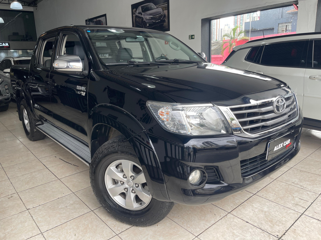 Toyota Hilux Cabine Dupla Preto