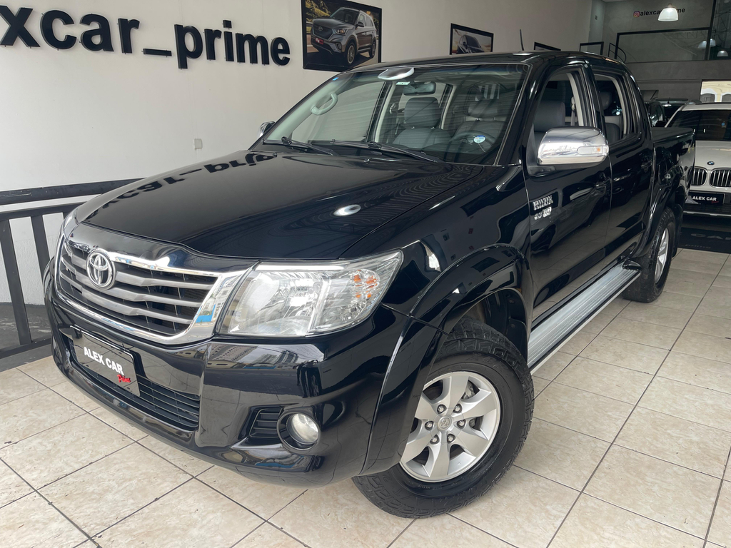 Toyota Hilux Cabine Dupla Preto