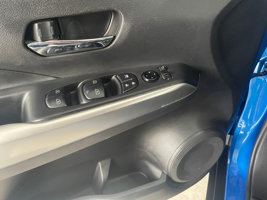 Nissan Kicks Azul