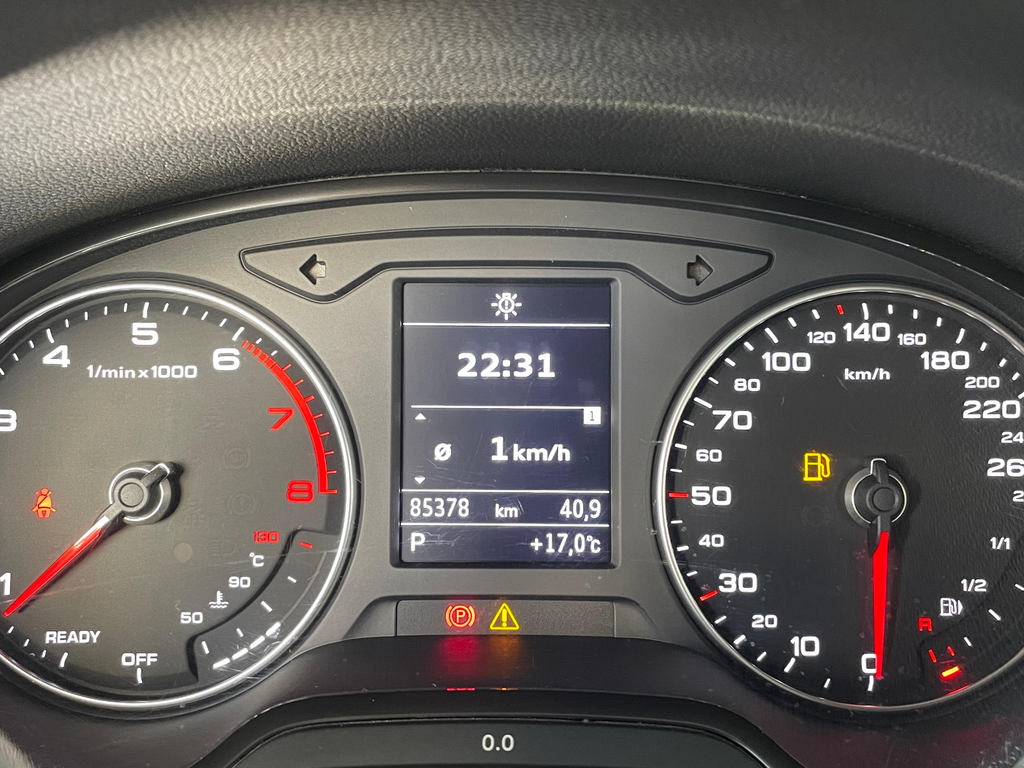 Audi A3 Sedan Cinza
