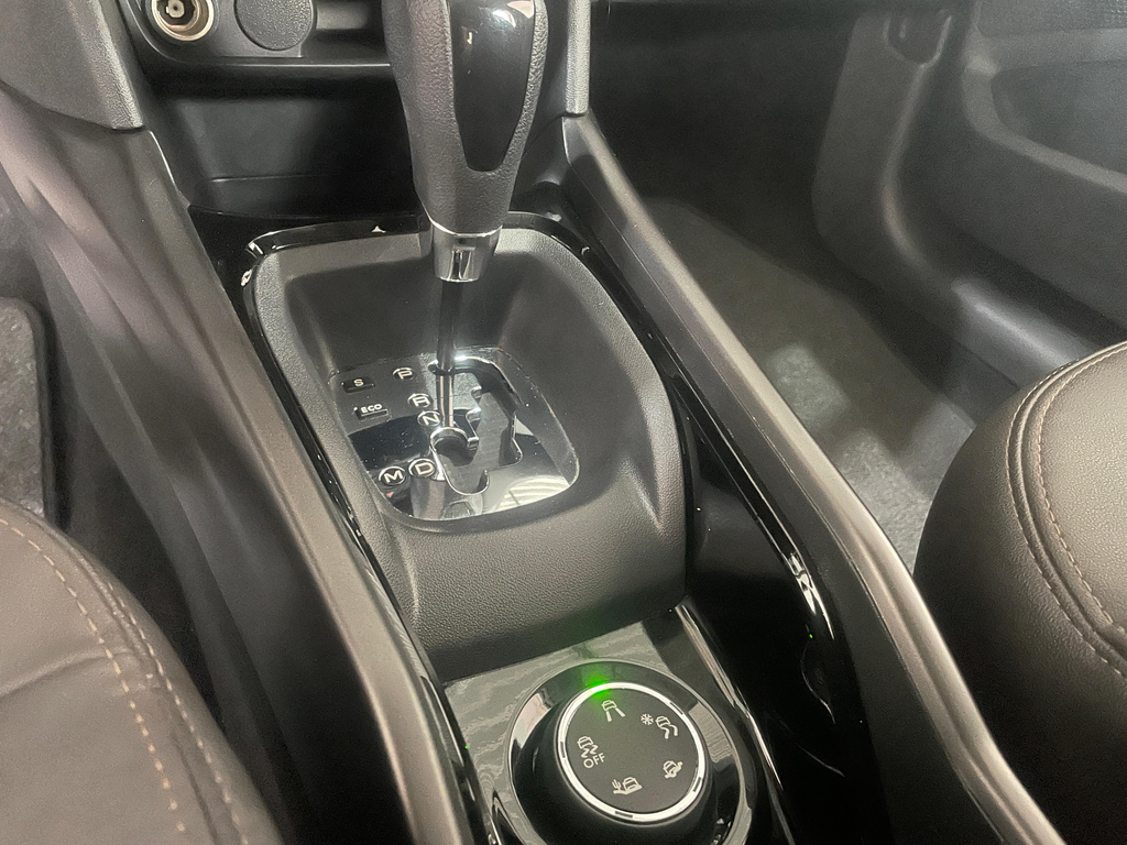 Peugeot 2008 Prata