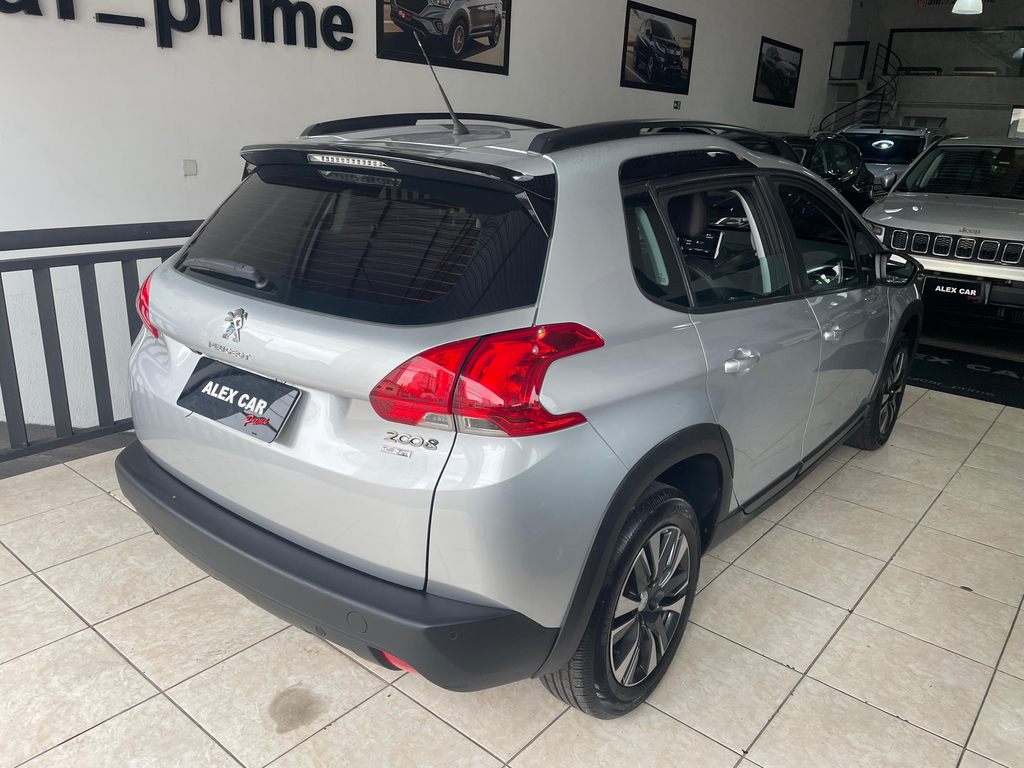 Peugeot 2008 Prata