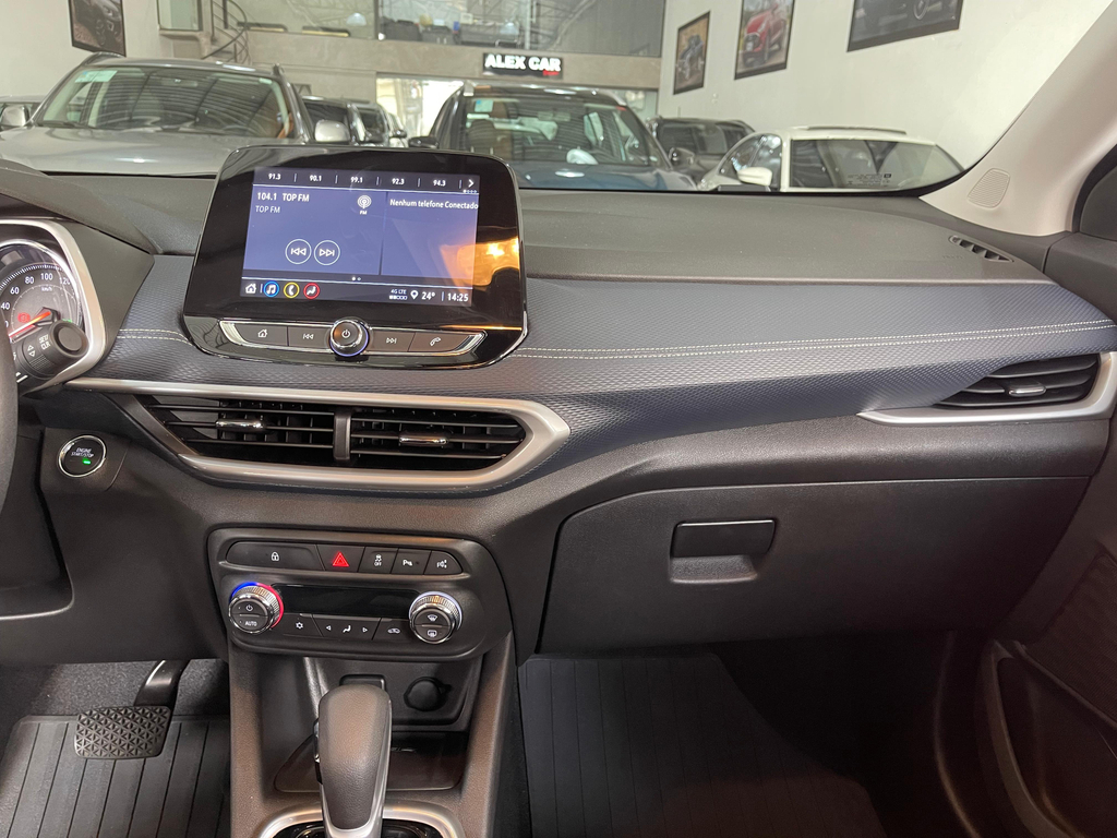 Chevrolet Tracker Preto