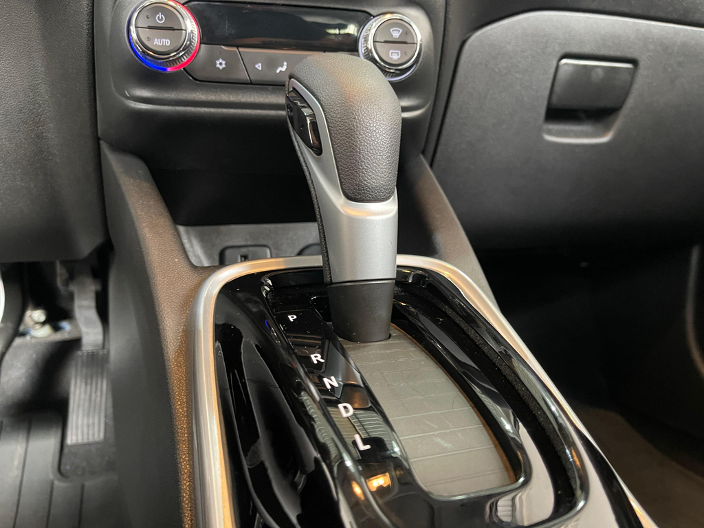 Chevrolet Tracker Preto