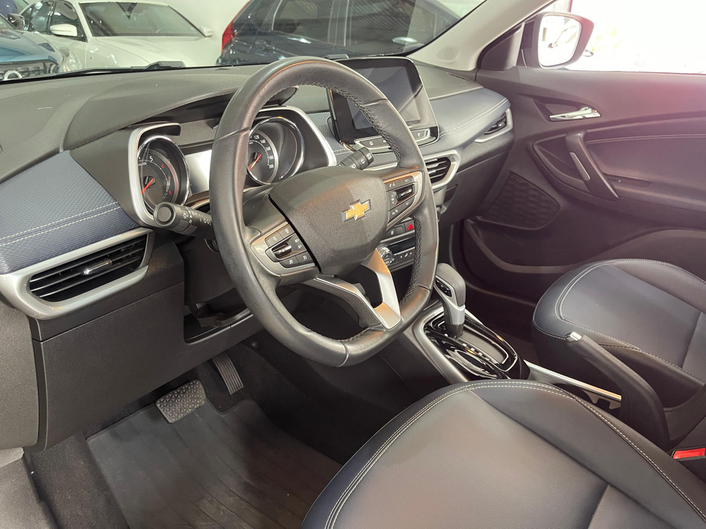 Chevrolet Tracker Preto