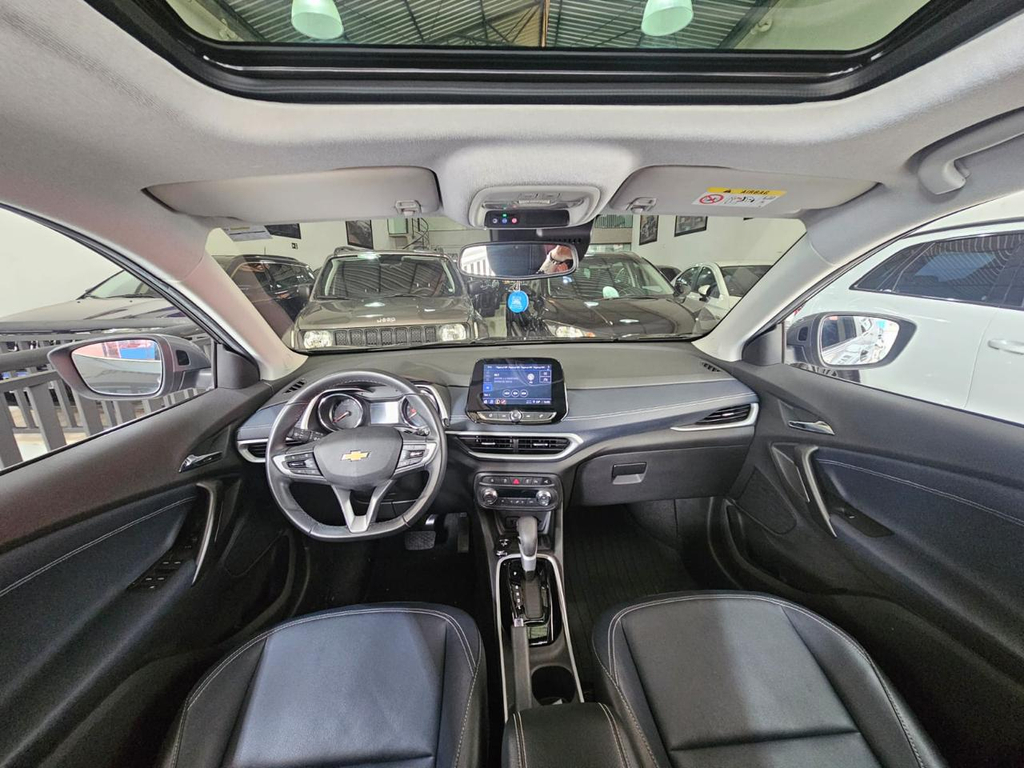 Chevrolet Tracker Cinza
