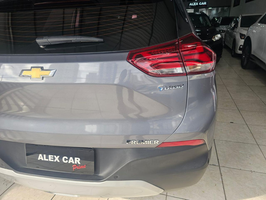 Chevrolet Tracker Cinza