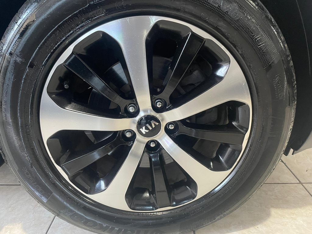 Kia Sorento Cinza
