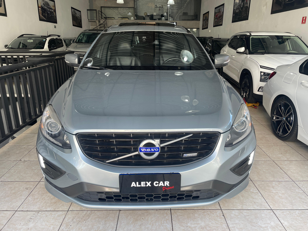Volvo XC60 Prata
