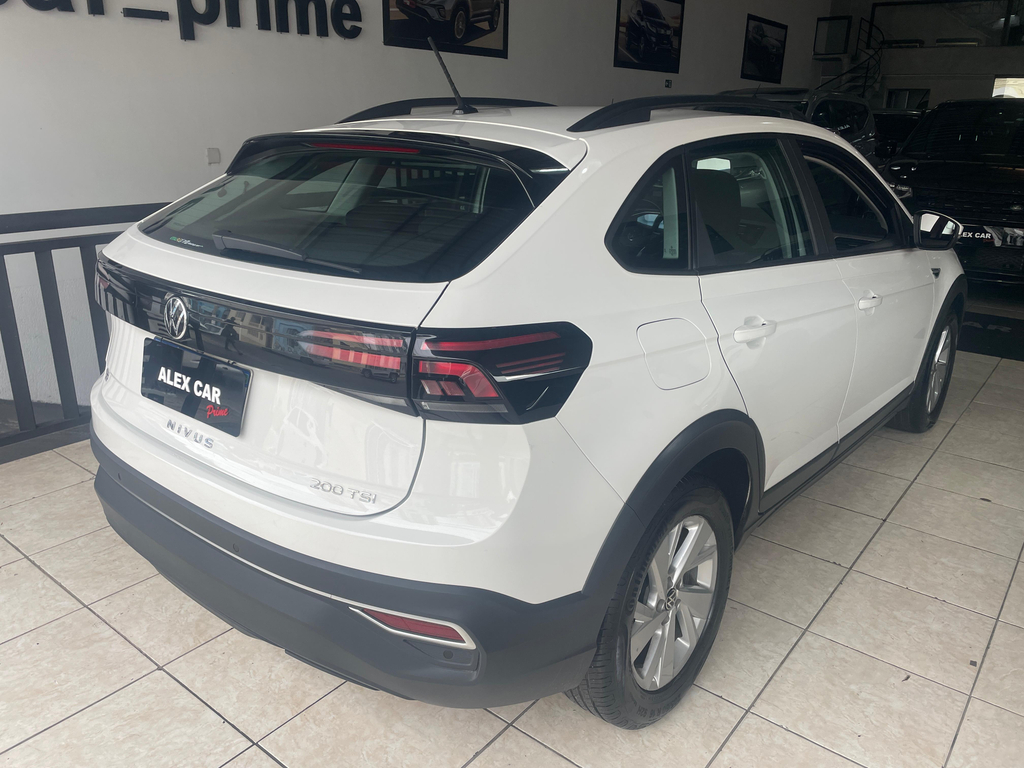 Volkswagen Nivus Branco