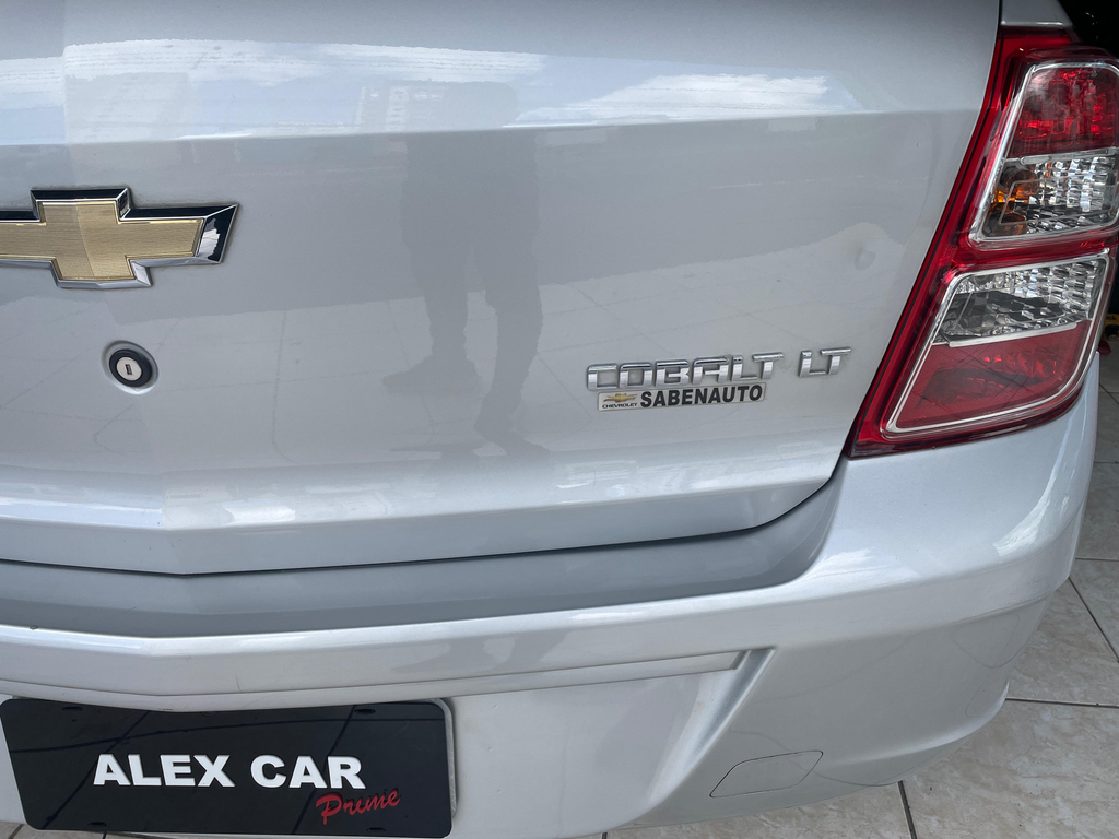 Chevrolet Cobalt Prata