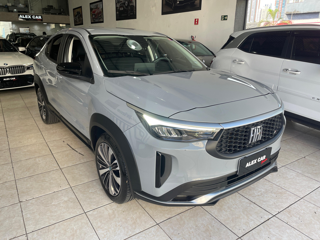 Fiat FASTBACK Cinza