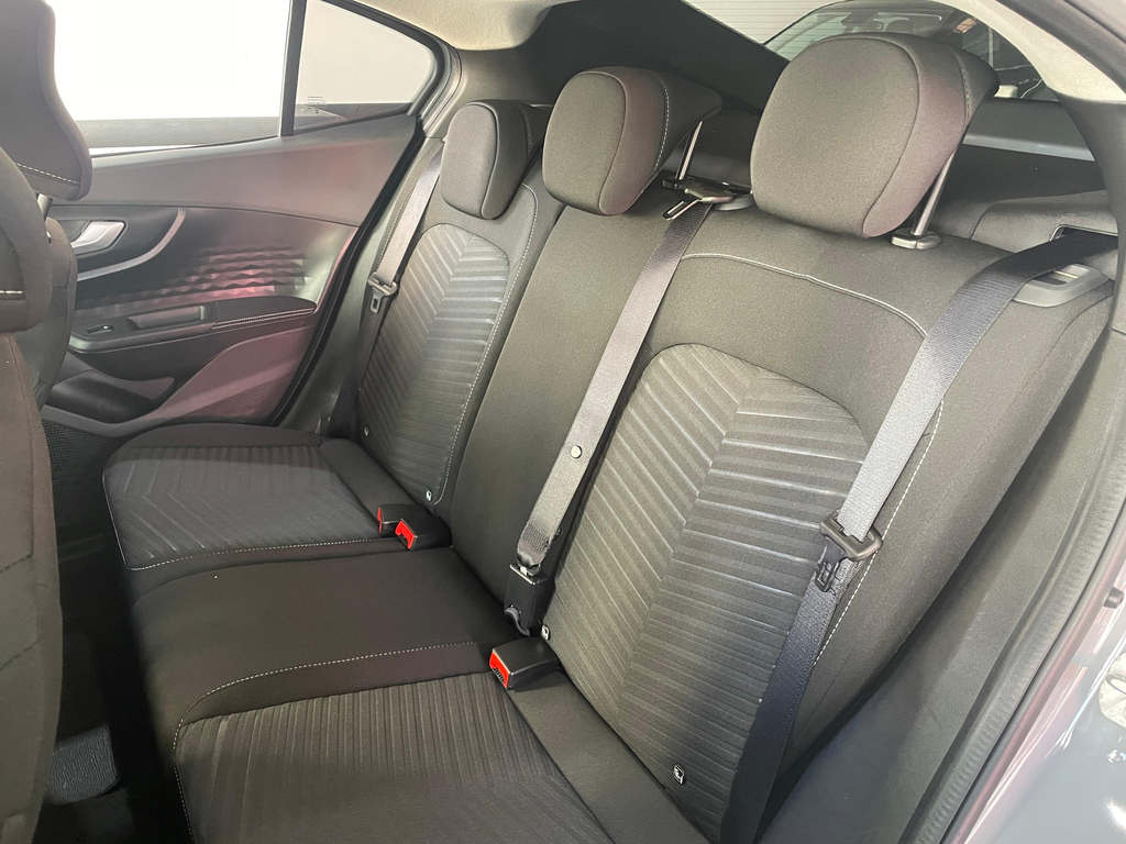 Fiat FASTBACK Cinza