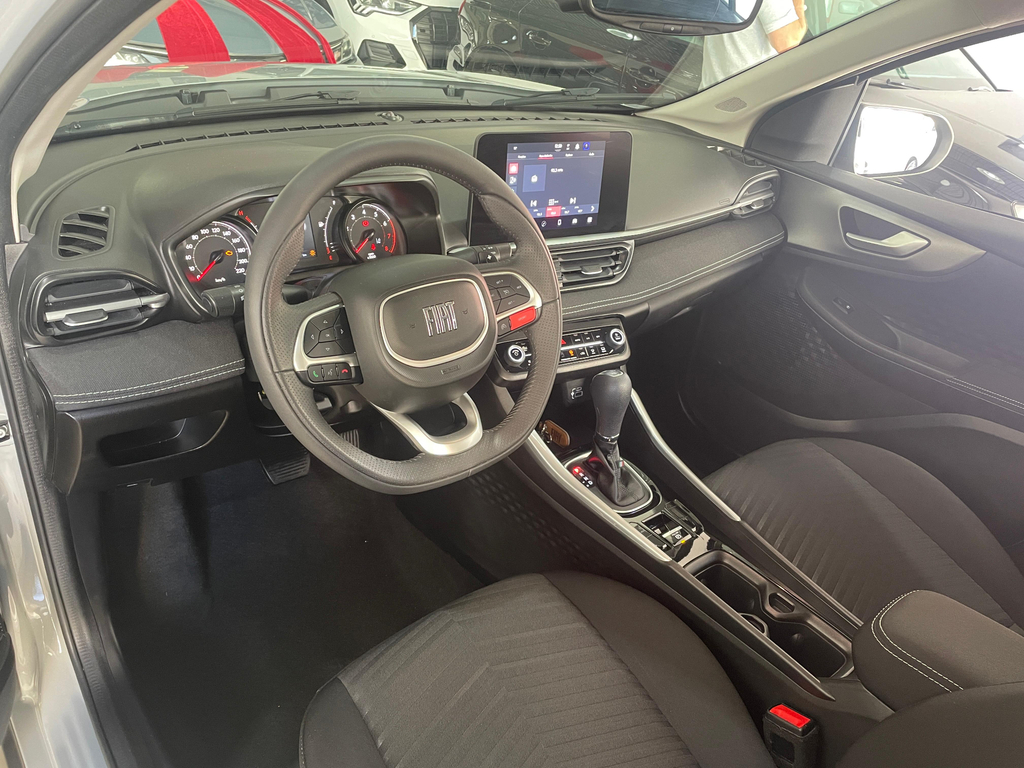 Fiat FASTBACK Cinza