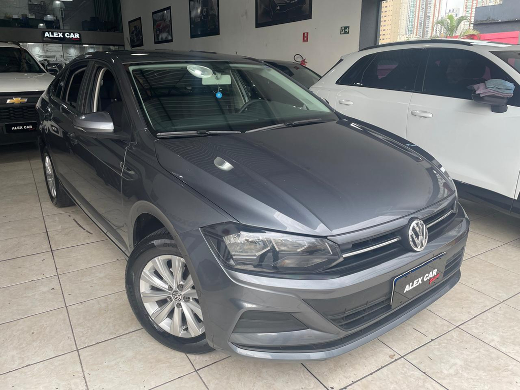 Volkswagen Virtus Cinza