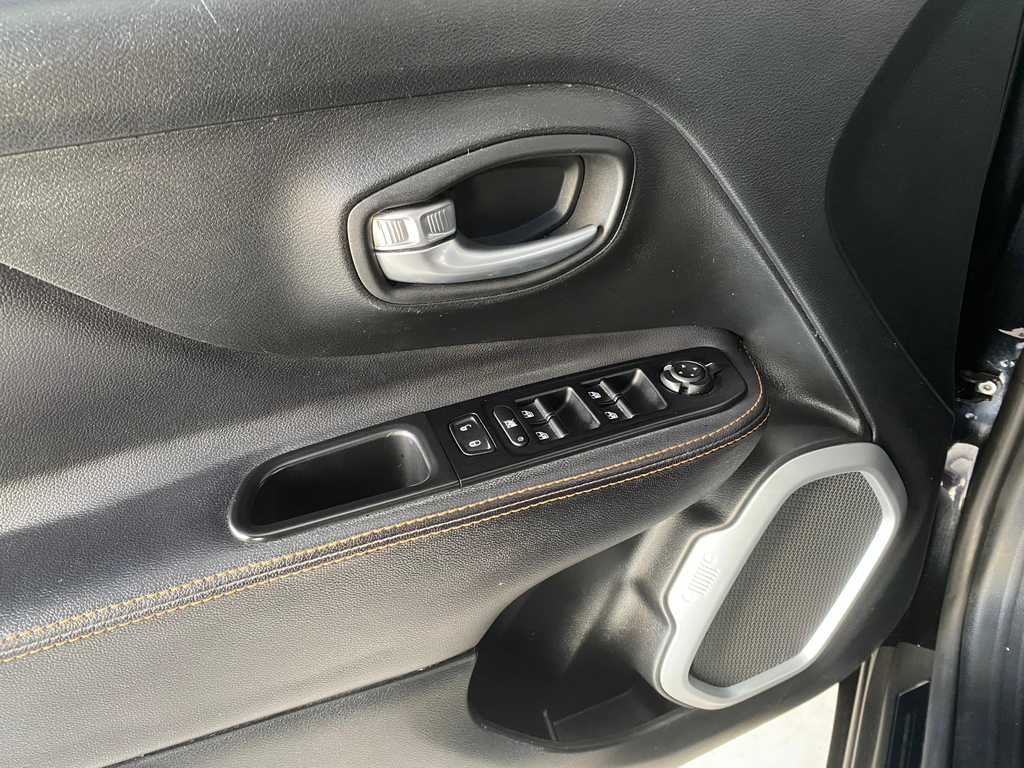 Jeep Renegade Preto