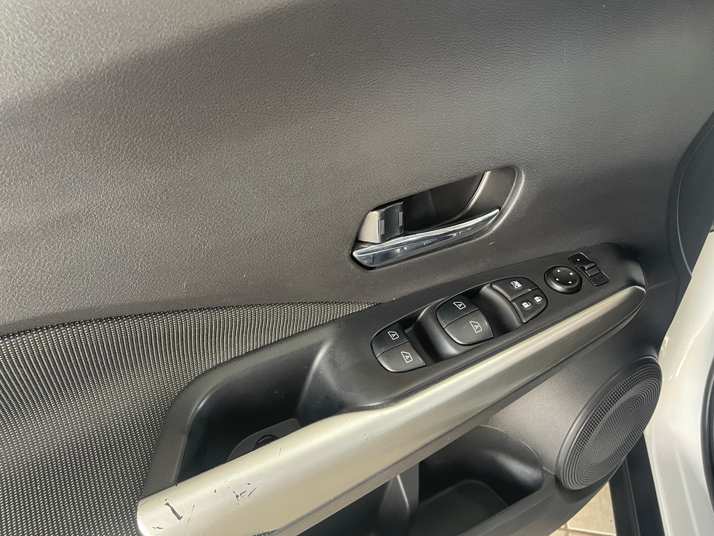 Nissan Kicks Branco