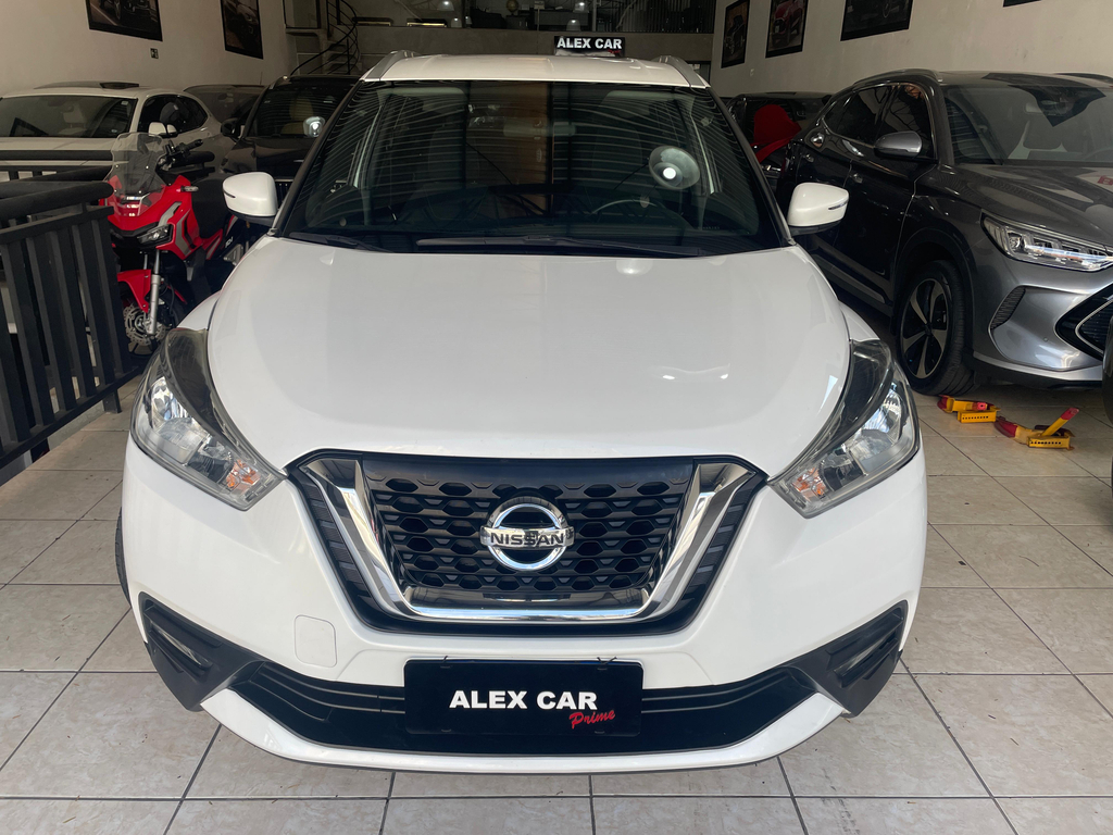 Nissan Kicks Branco