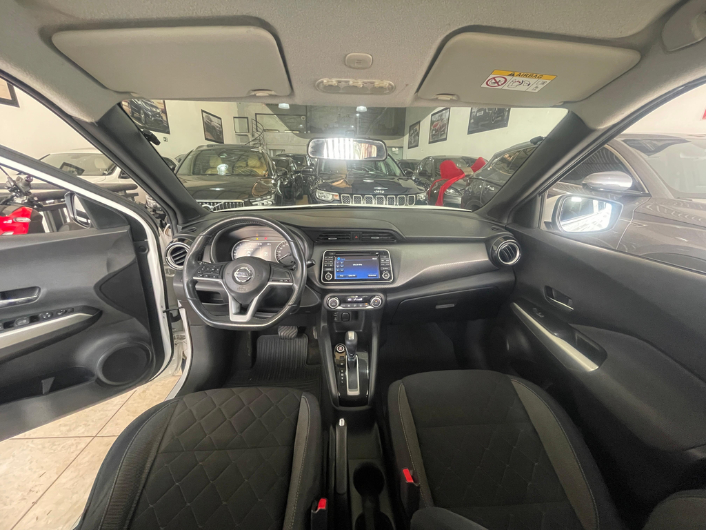 Nissan Kicks Branco