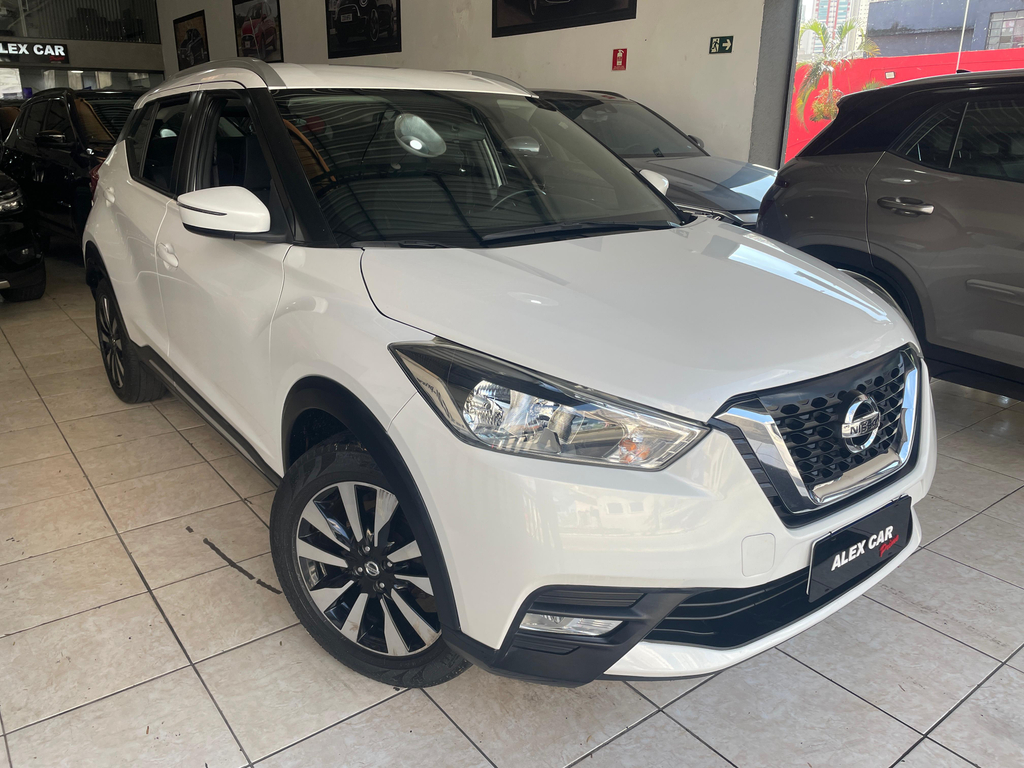 Nissan Kicks Branco