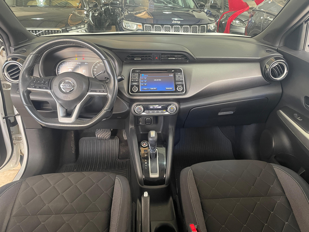 Nissan Kicks Branco