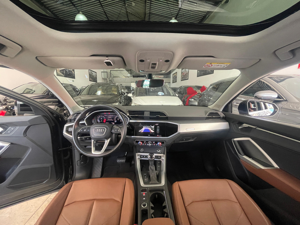 Audi Q3 Preto
